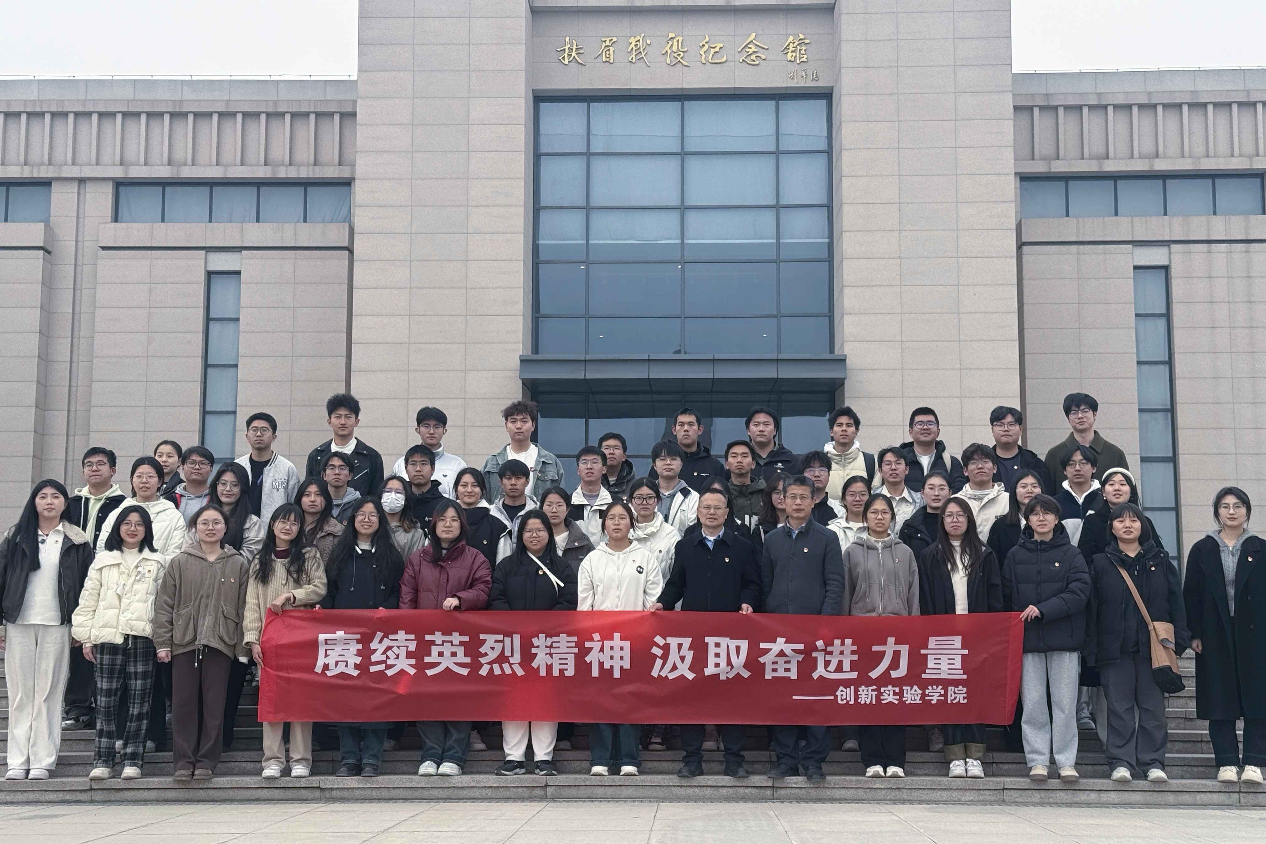 合影2.jpg